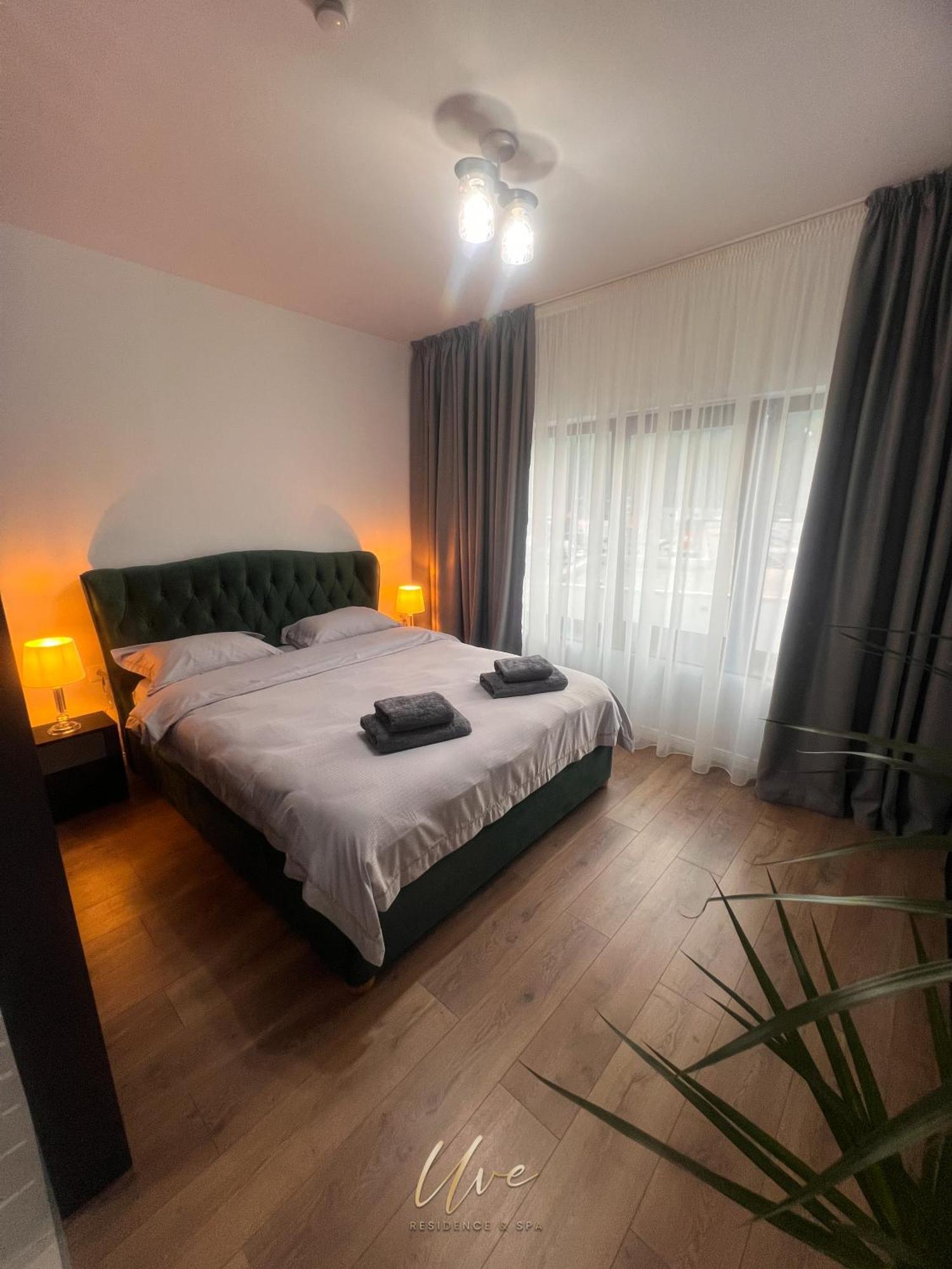 Uve Residence & Spa Piatra Neamt Exterior photo